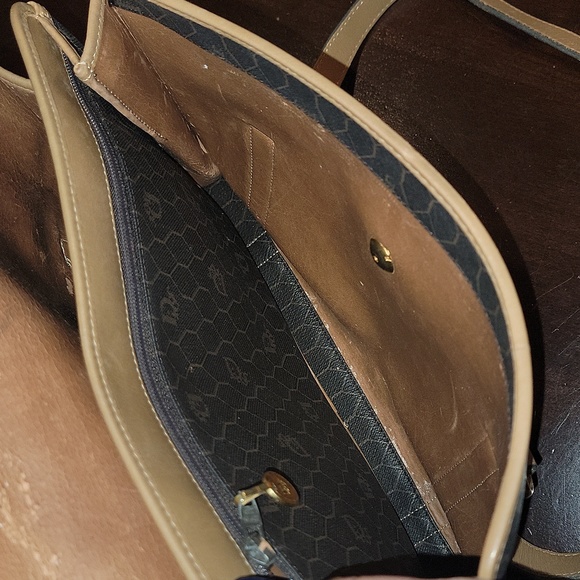 Authentic Dior vintage shoulder bag - Picture 10 of 13